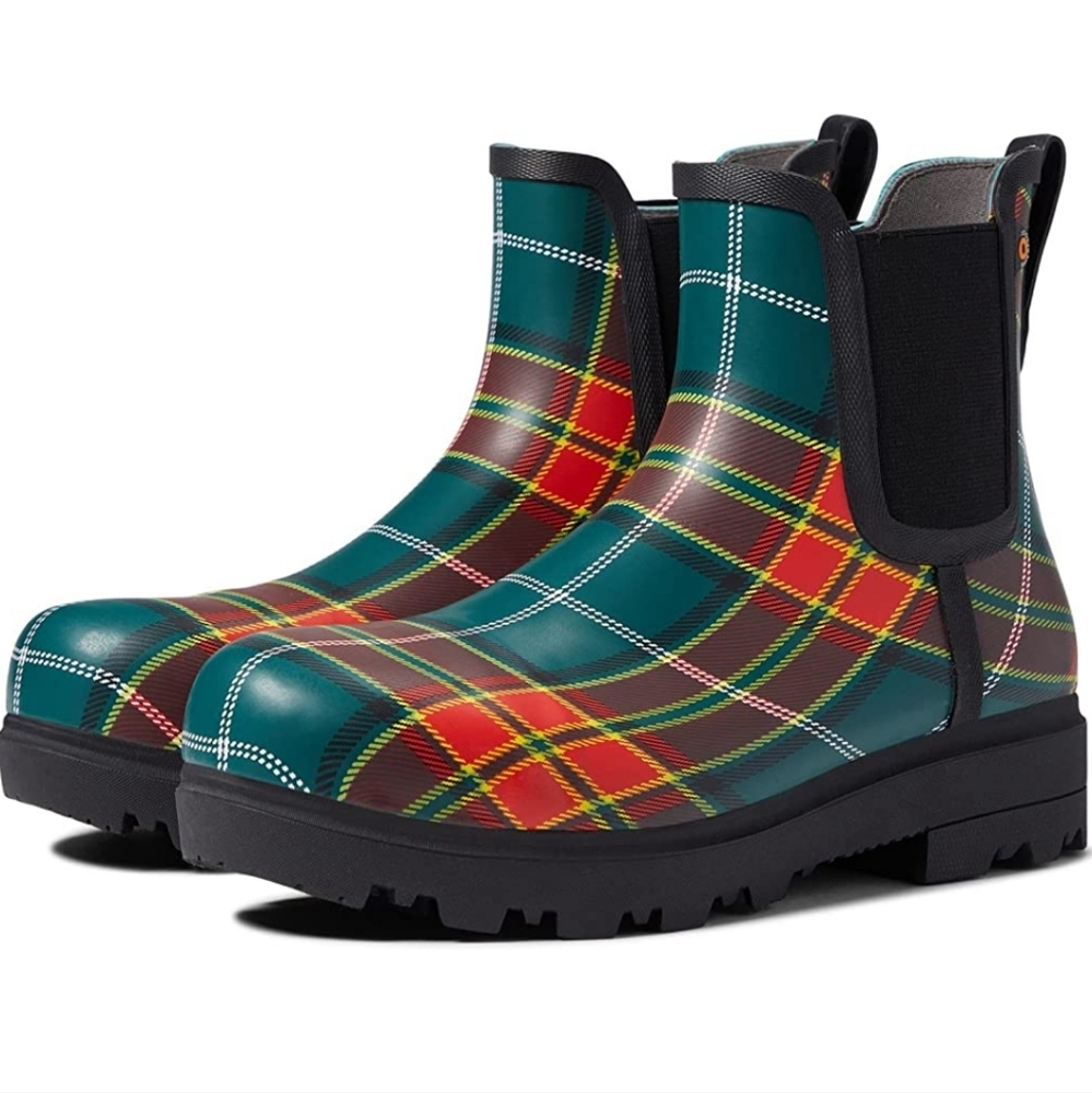 Women’s Plaid Chelsea Rain Boots - Green/Red